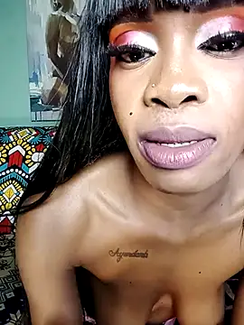 Slenderxxx2's Live XXX Chat