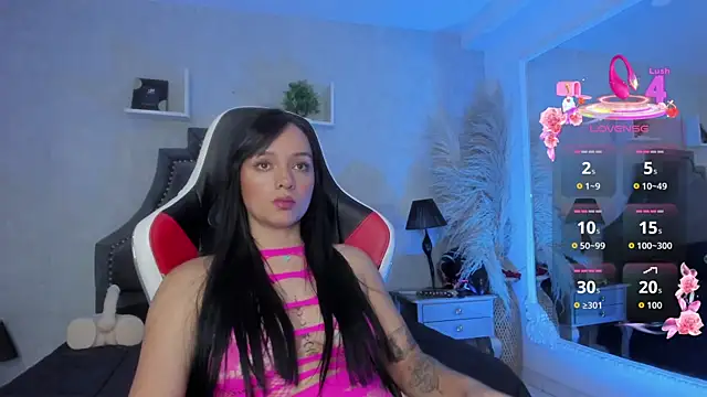 EmiliaRose_ 现场XXX聊天