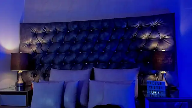 Chat XXX ao vivo de Sofia-Venegas