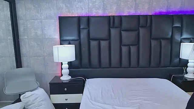 VioletSweetts' Live XXX Chat