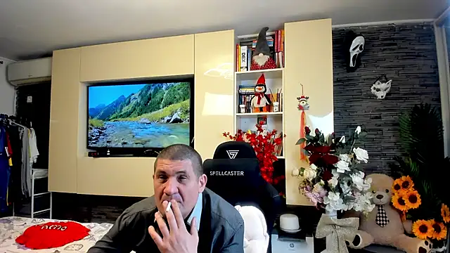 SpartacusDaddy48 Chat XXX live