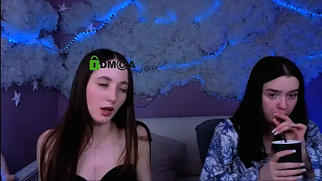 monica_xcx Chat XXX in diretta