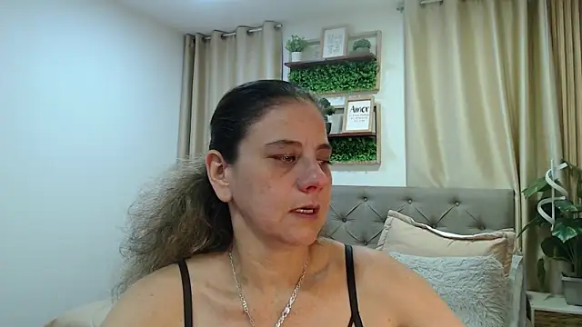 sasi_luna Chat XXX in diretta