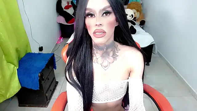 Show modela AlexdevilsHard na web-kameri