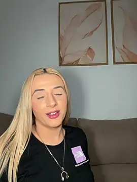 Strongqueen Live XXX Chat