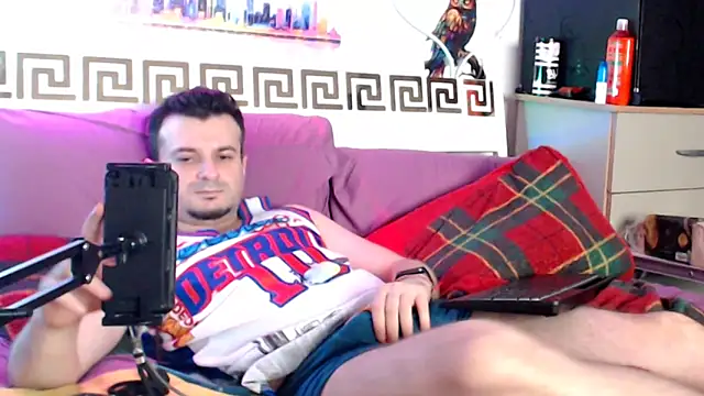 iuligruia69's Live XXX Chat
