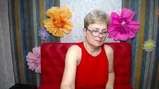 Онлайн чат XXX EmiliaGree