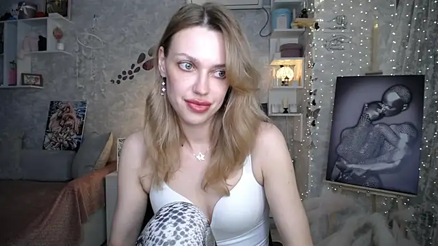 NickyAdamidi Live XXX-chat