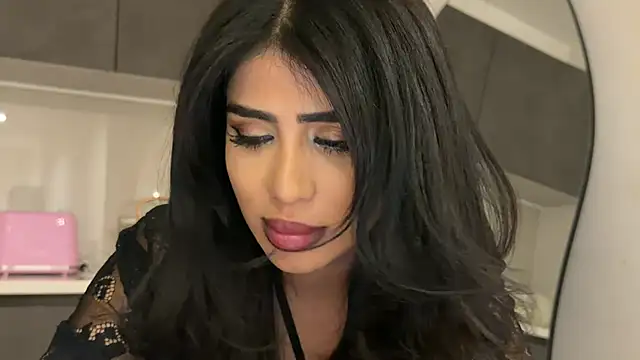 ArabicBarbie Adlı Modelin Web Kamerası Şovu