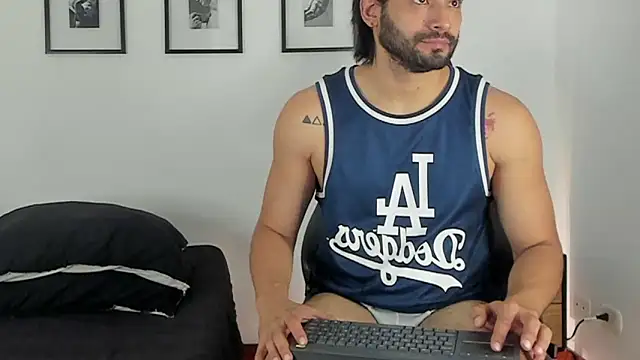 عرض كام Dereck_vega