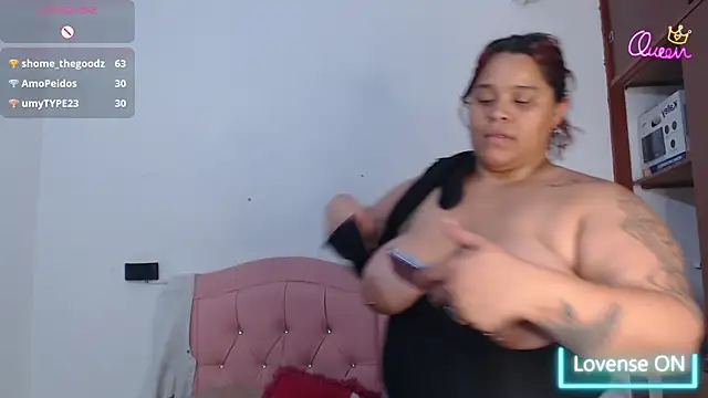 NathaliaMayson live XXX chat