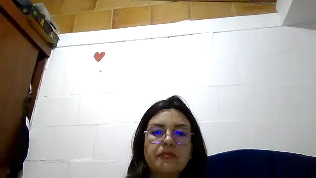princessbella93 即時 XXX 聊天