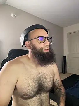 MastaWolfy's Live XXX Chat