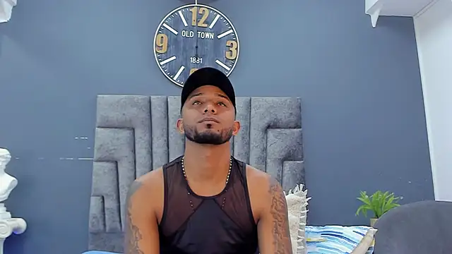 Czat XXX na żywo – Robin_Rief