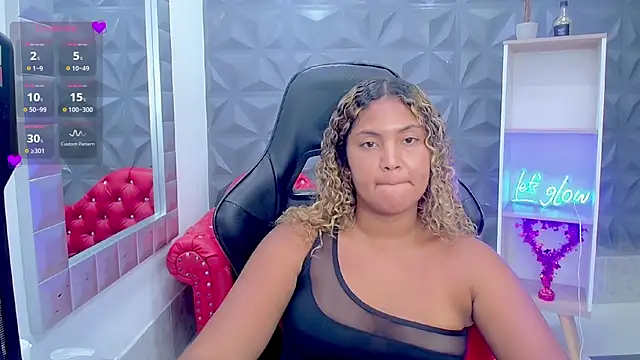 Cristal_War live XXX chat