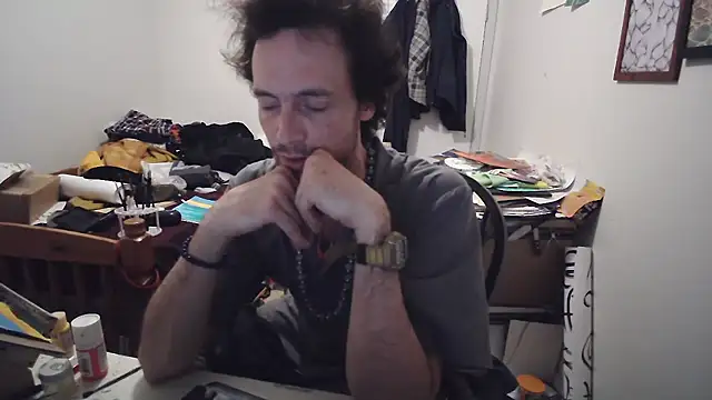 JohnnyMoves live XXX chat