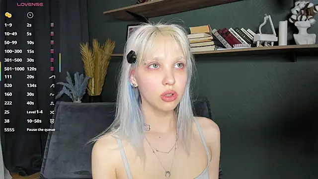 DelorisDetrich – webcam-show