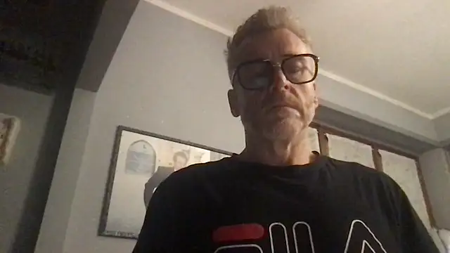 Axl_hotn Webbikameraesitys