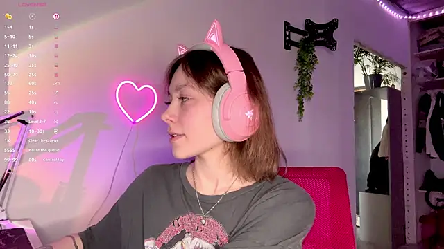 SlunkRear's Live XXX Chat