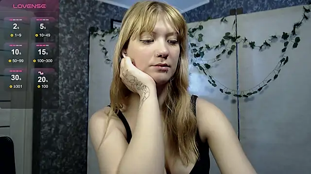 Lina_Wi Chat XXX live