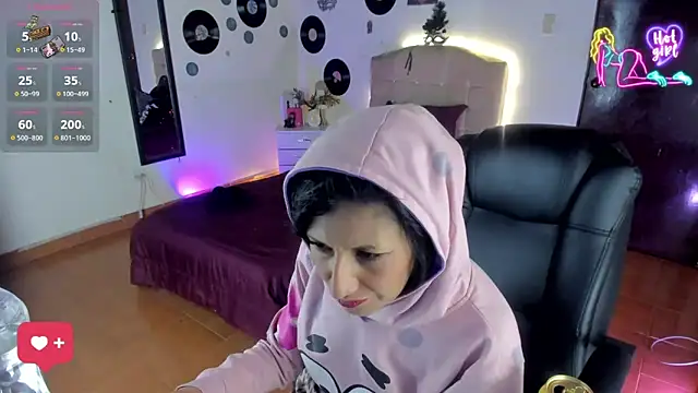 vampirellaa_crazy_ – Live XXX-chat