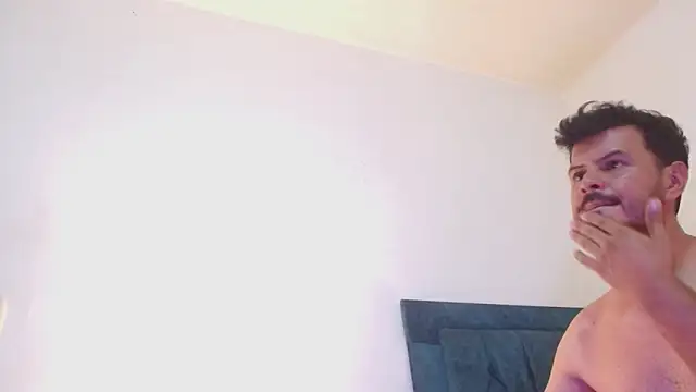 cedrixx10's Live XXX Chat