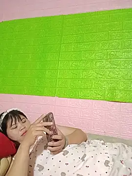 Xuka_lyss' Live XXX Chat