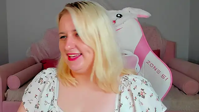 LioraArdyn's Live XXX Chat