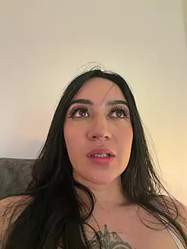 EmmyEvans1 Chat XXX in diretta