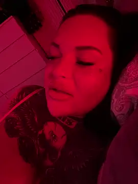_MelinaCurves_'s Live XXX Chat