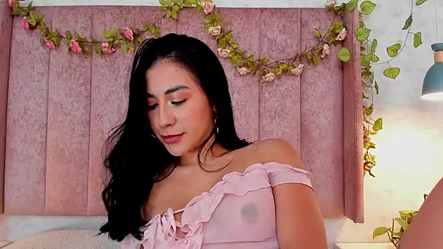 Chat +18 de AnyaJay ao vivo