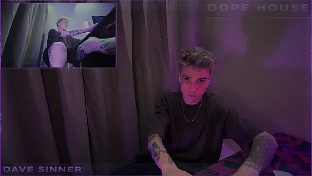 davesinner Adlı Modelin Canlı XXX Sohbeti