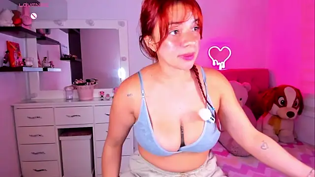 Show de Vannessa__Shy na webcam
