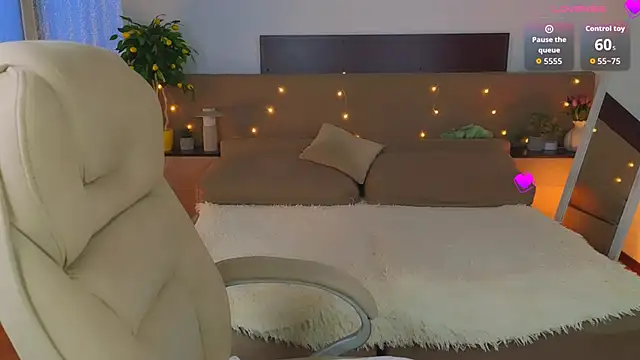 Živý XXX chat Viola__Shy