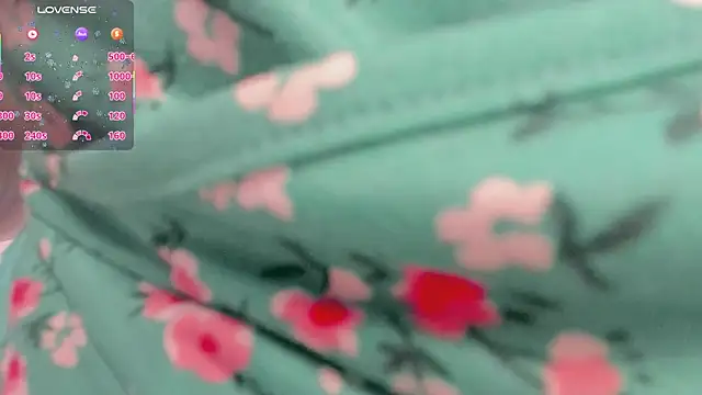 CutieGinger élő XXX-chatje