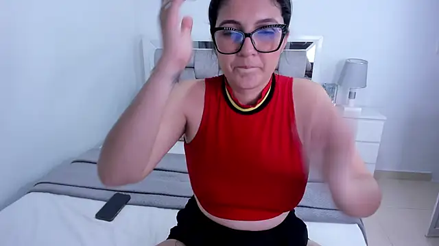 Camilaa_bueno Chat XXX live