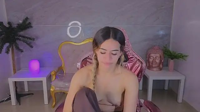 lilith4_s' Live XXX Chat
