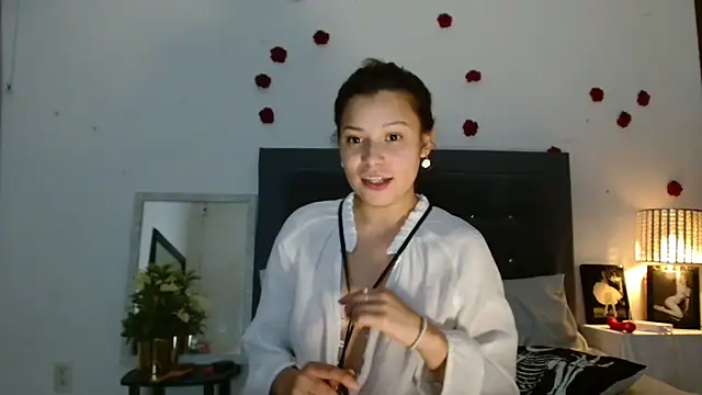 Chat +18 de 3littles ao vivo