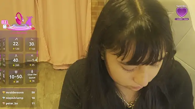 Živý XXX chat EmmitaGarcia