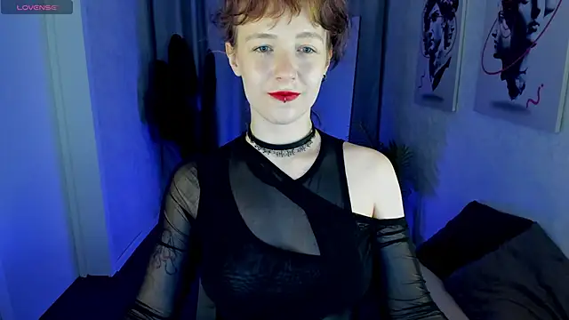 Ricki_Bloom Adlı Modelin Canlı XXX Sohbeti