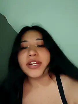 _MayaOniOni_ Adlı Modelin Canlı XXX Sohbeti