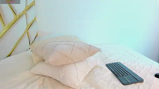AnniEsstone 라이브 XXX 채팅