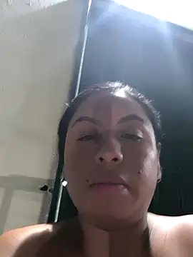 دردشة Francesca_ferrari الجنسية المباشرة