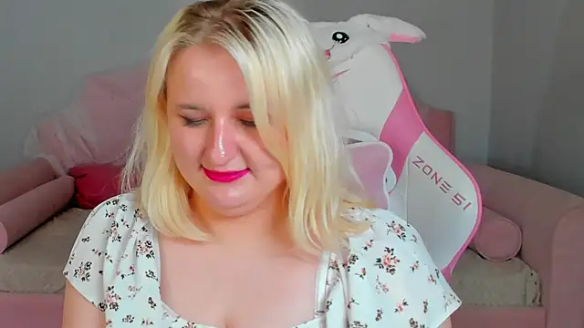 LioraArdyn Chat XXX live