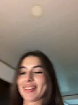 Coralinee_01's Live XXX Chat