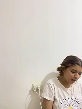 baddieasiantv Show in webcam