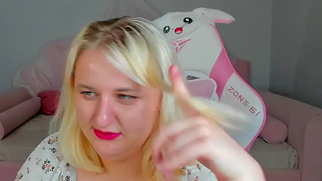 XXX chat uživo modela LioraArdyn