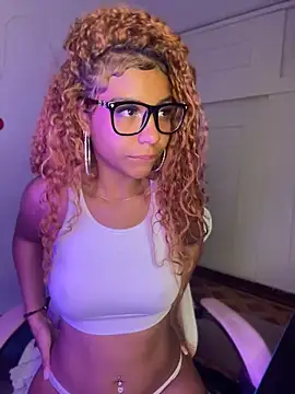 ThePrettyTiana live XXX chat