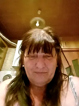 Apeesynka55211 webcam show