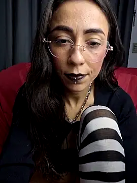 Chat +18 de Steph_Oliveira ao vivo
